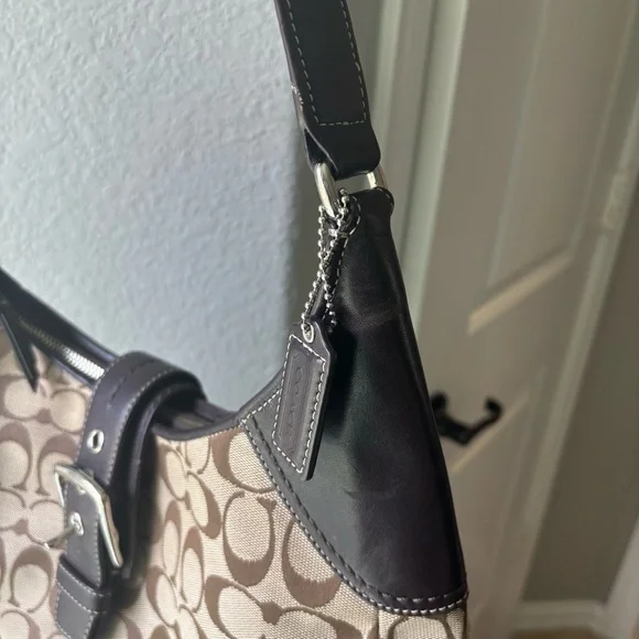 Coach signature hobo shoulder bag | Brown - Picture 3 of 7
